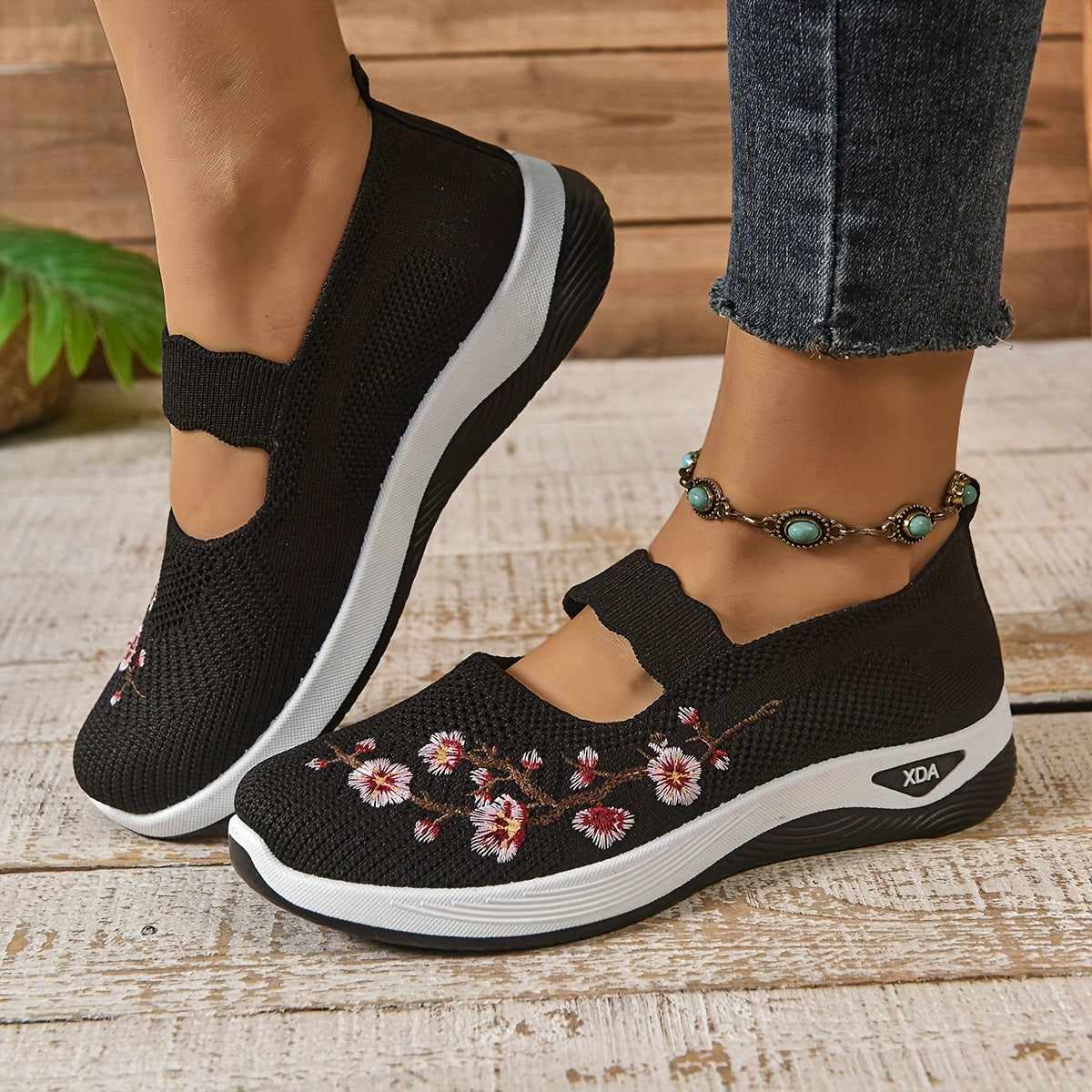 LumaBloom™ – Baskets Tricotées Printanières